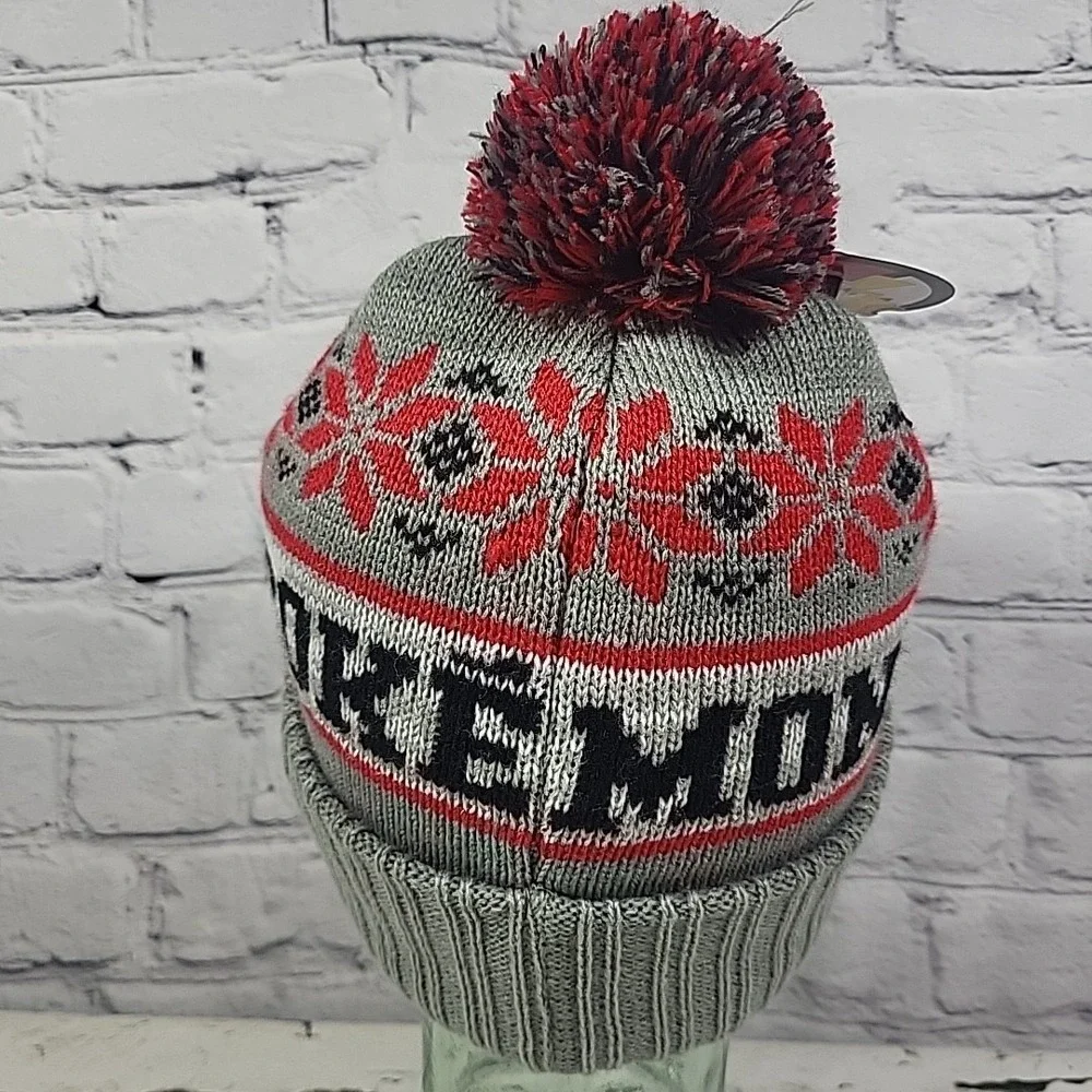 Pokemon‎ Pokeball Bioworld Beanie Cap Fair Isle Pompom Gray Ski Cap O/S Ages 14+